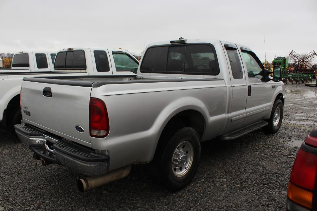 2001 Ford F-250 Extended Cab Pickup