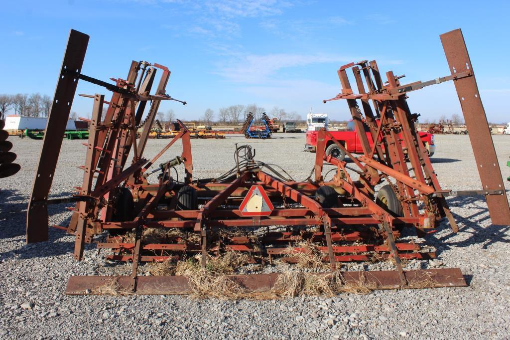 Case IH 568 8-Row Pull Type Do-All