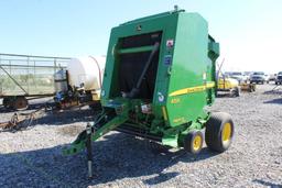 John Deere 458 Round Baler