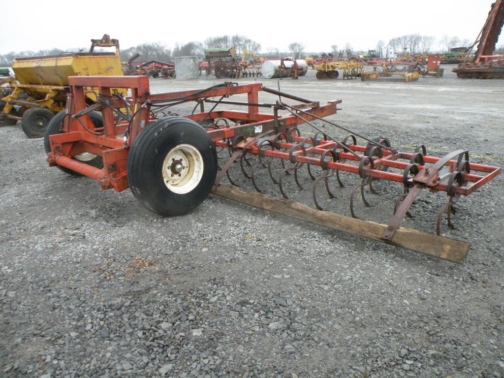 Tye Pull Type Caddy Hitch w/ Cultivator