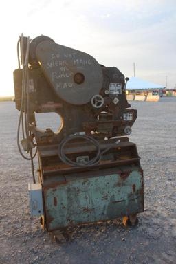 Peddinghaus 7.5hp Ironworker w/ dies