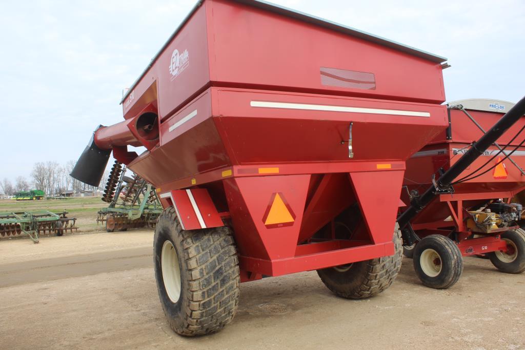 EZ Trail 510 Pull Type Grain Cart