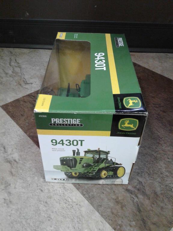 Unused John Deer 9430 T Prestige Toy Tractor