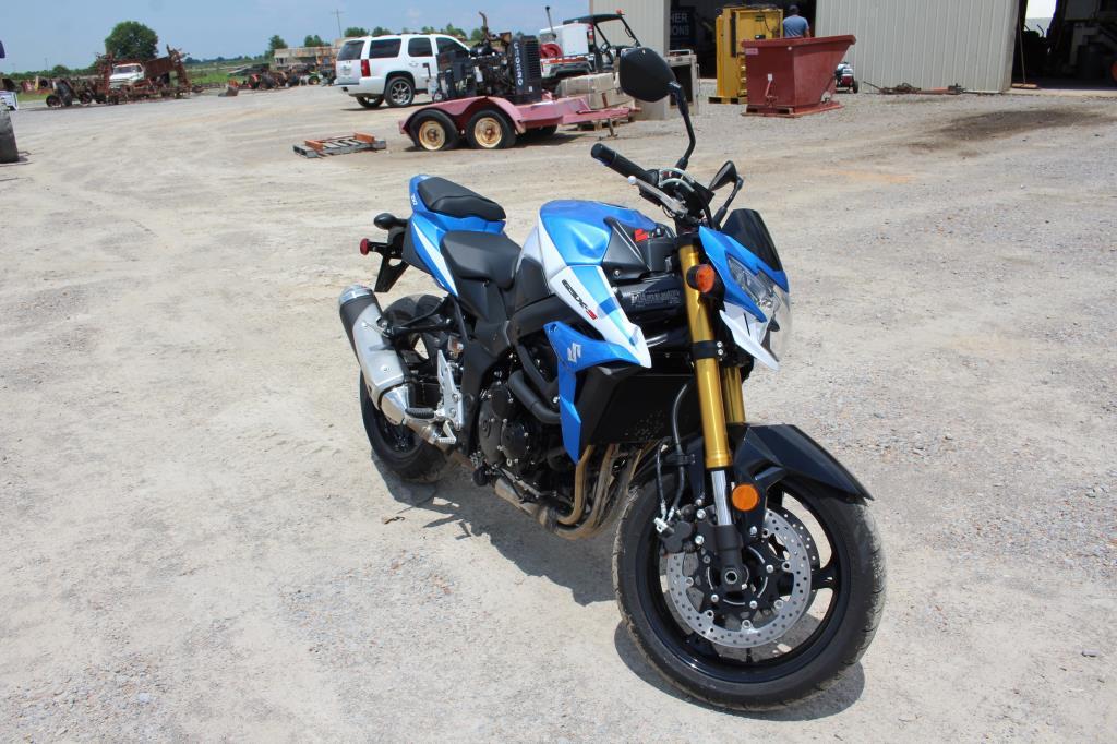 2015 Suzuki GSX-S750 Motorcycle