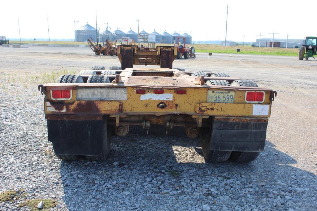 Hyster Tri/A Folding Neck Lowboy