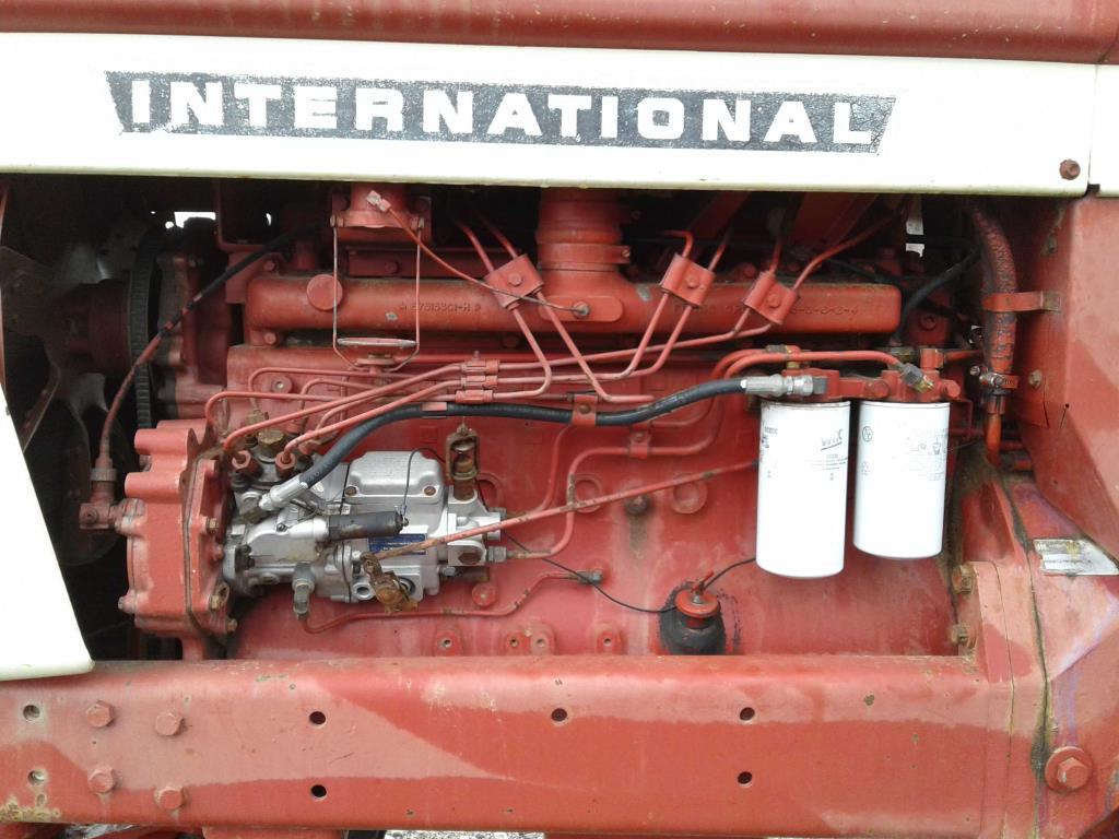 IH 1066 Tractor