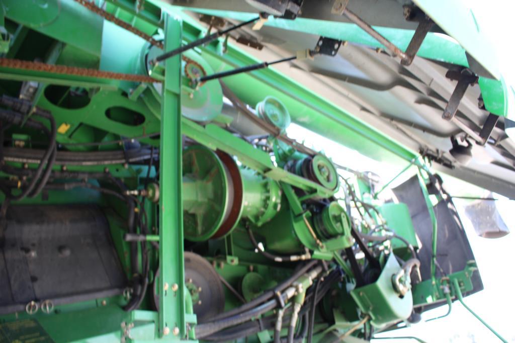 John Deere 9870 STS PRWD Combine