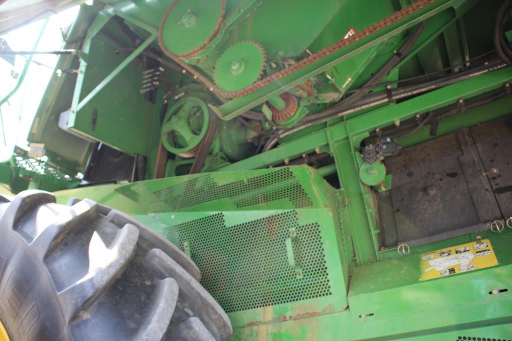 John Deere 9870 STS PRWD Combine