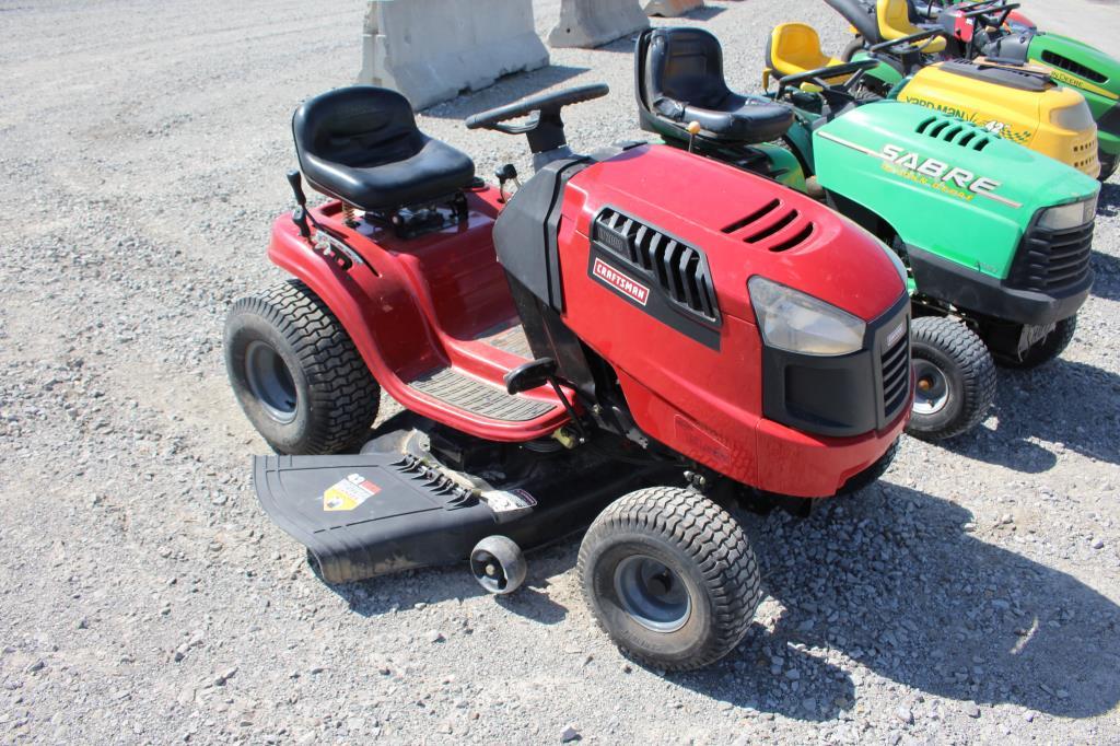 Craftsman LT2000 Riding Mower