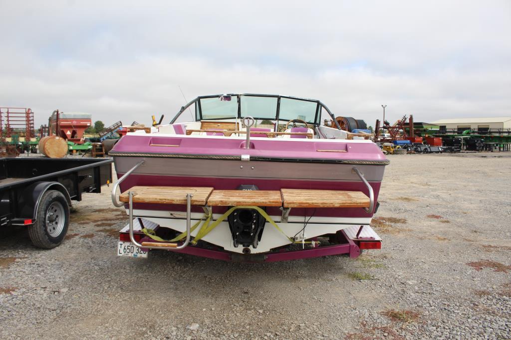 1988 Apollo 190 Boat w/ Trailer