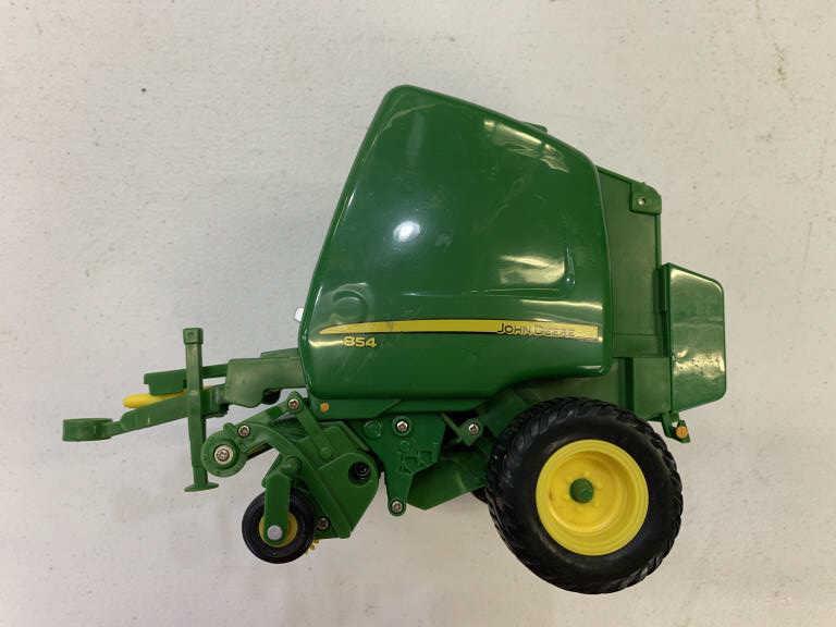 John Deere 854 Toy Hay Baler