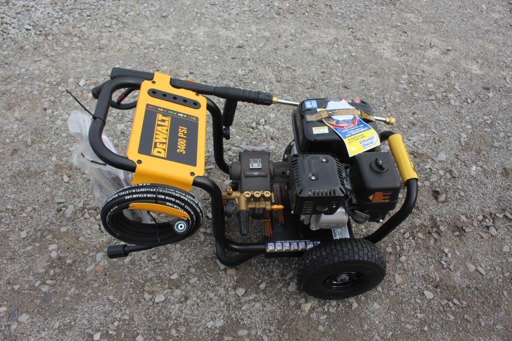 Unused Dewalt 3400 PSI Gas Pressure Washer