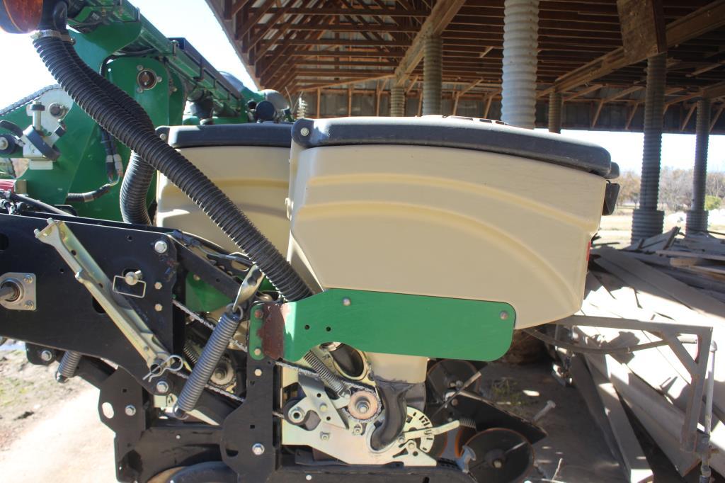 Great Plains Twin-Row 12-Row 3pt Grain Drill