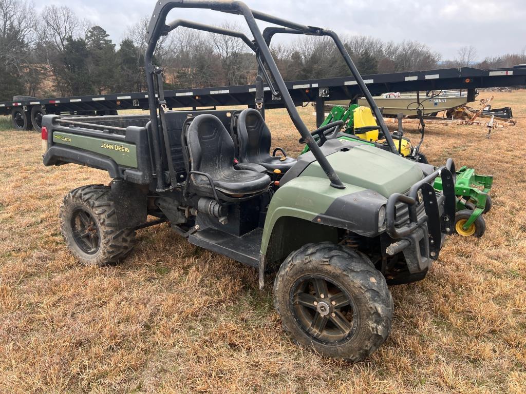 2013 John Deere 825 Gator 4x4 UTV