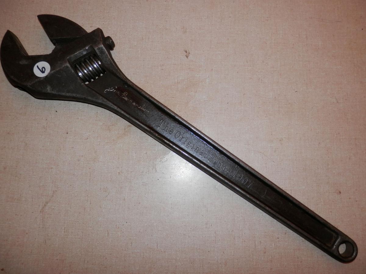 crescant wrench 18"