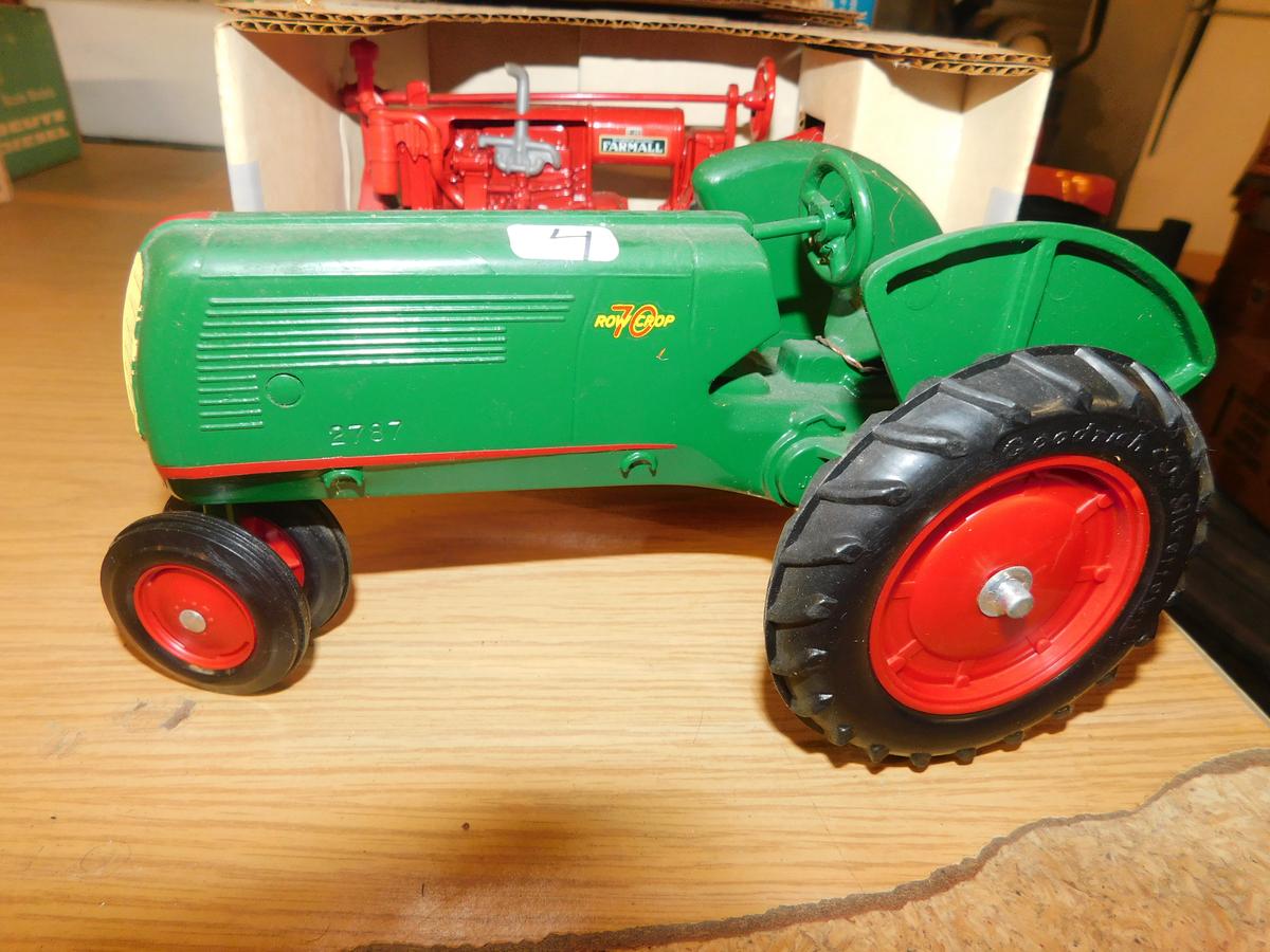 OLIVER 70 ROW CROP TRACTOR