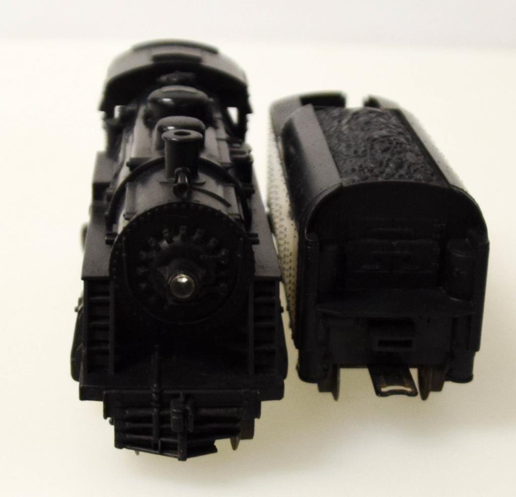 Lionel Columbia Type Locomotive No. 1060 & Tender