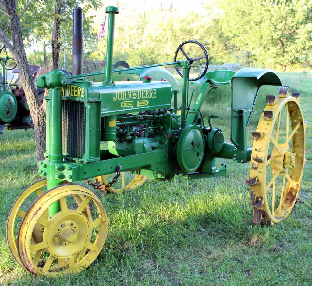 1935 John Deere B,