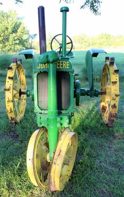 1935 John Deere B,