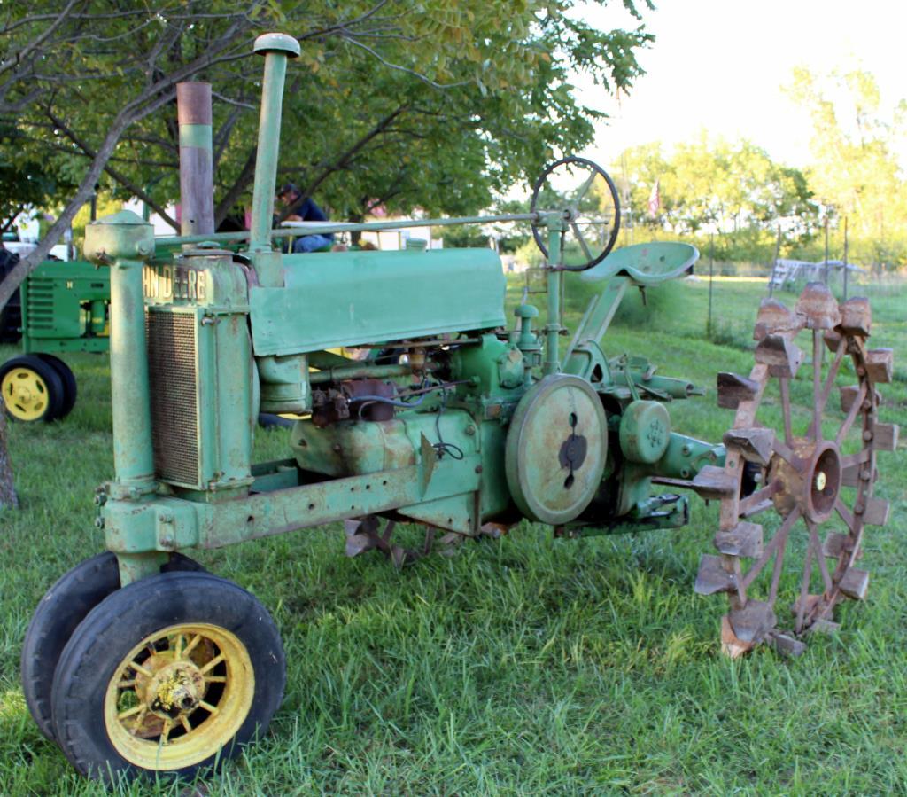 1935 John Deere A,