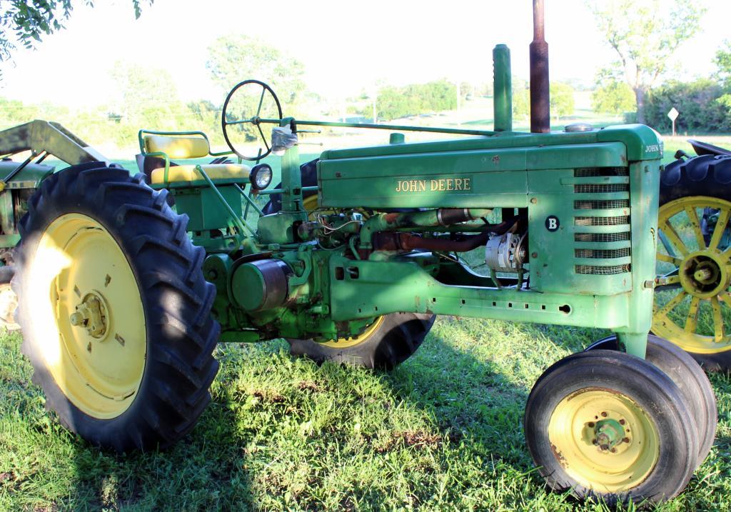 1949 John Deere B