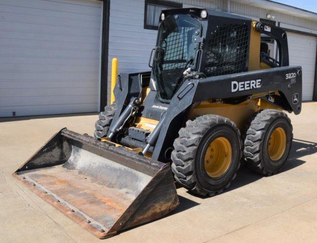 John Deere 332D Skid Steer Loader