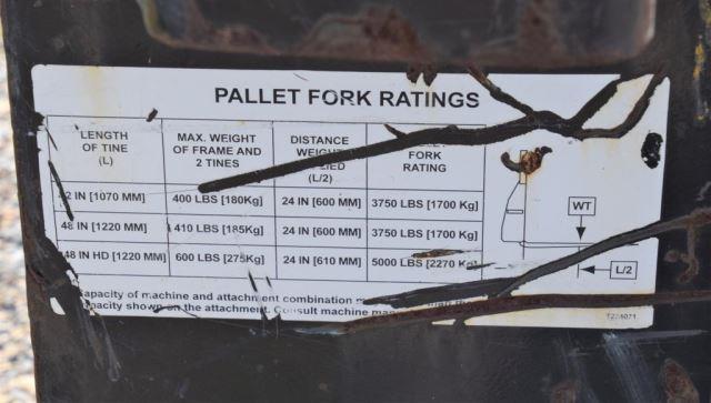 John Deere Worksite Pro Pallet Fork