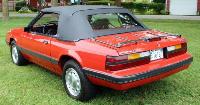 1985 Ford Mustang LX Convertible