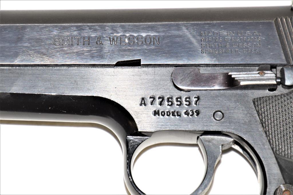 Smith & Wesson - Mod. 439 - 9 MM