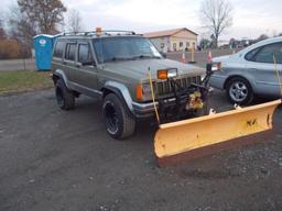 1995 Jeep Cherokee 4X4 Country W/ 6' MEYERS SNOW P  Year: 1995 Make: Jeep M