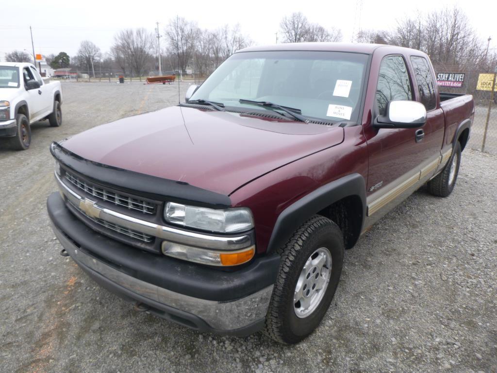 2001 Chevrolet Silverado 1500 4x4 ext cab Base Year: 2001 Make: Chevrolet M