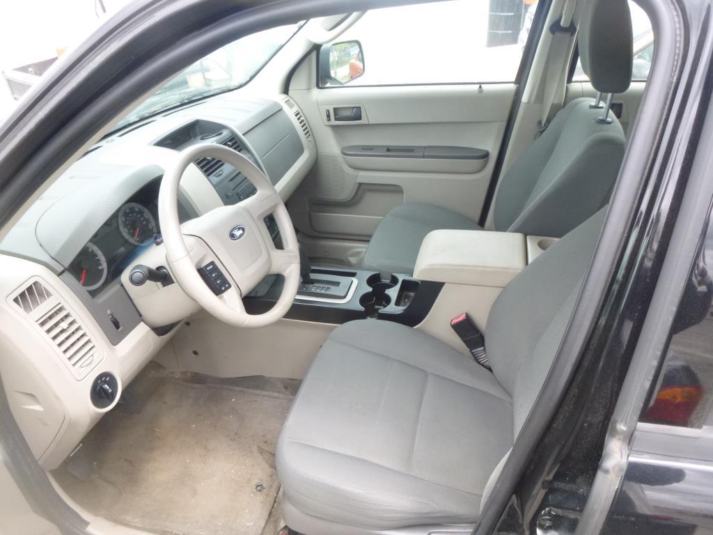 2009 Ford Escape XLS Year: 2009 Make: Ford Model: Escape Engine: I4, 2.5L C