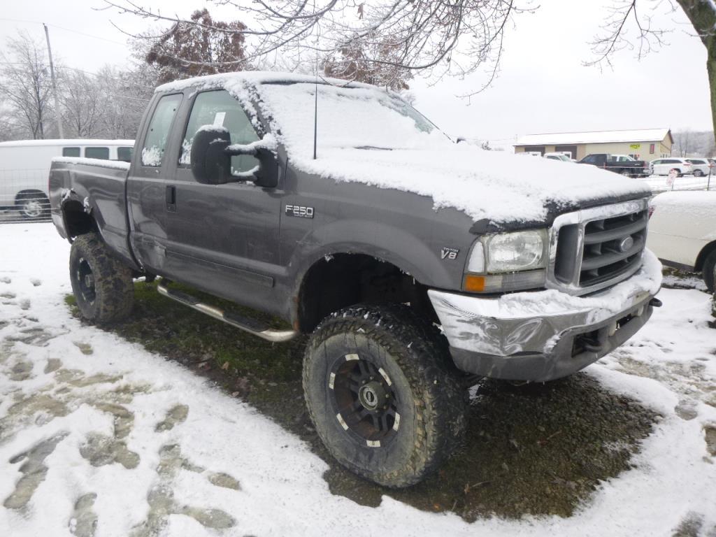2002 Ford F-250 Super Duty 4X4 EXTENDED CAB Lariat Year: 2002 Make: Ford Mo