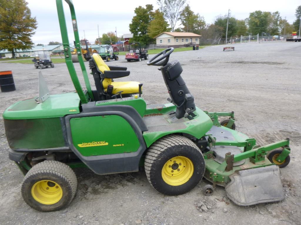 JOHN DEERE 72" MODEL 1565 FRONT MOUNT DIESEL MOWER 3CYL KUBOTA DIESEL MOTOR