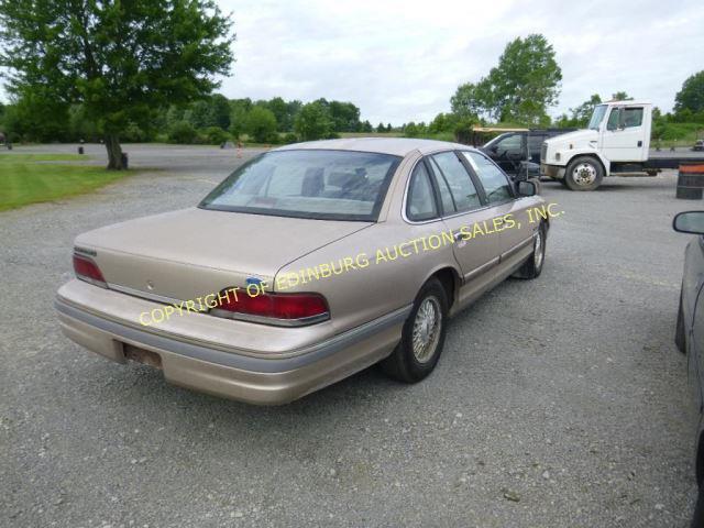 1992 Ford Crown Victoria LX Year: 1992 Make: Ford Model: Crown Victoria Eng