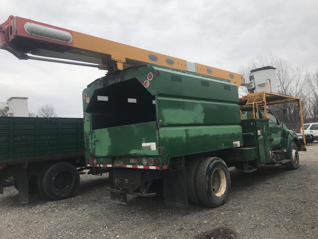 2006 FORD F-750 XL SUPERDUTY W/ ALTEC LTV60-E70 70 2006 FORD F-750 XL SUPER