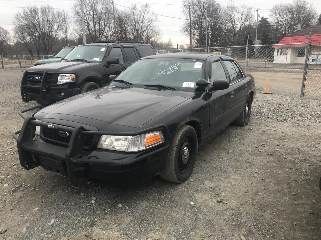 2008 Ford Crown Victoria 2WD 2008 Ford Crown Victoria Police Interceptor 2W