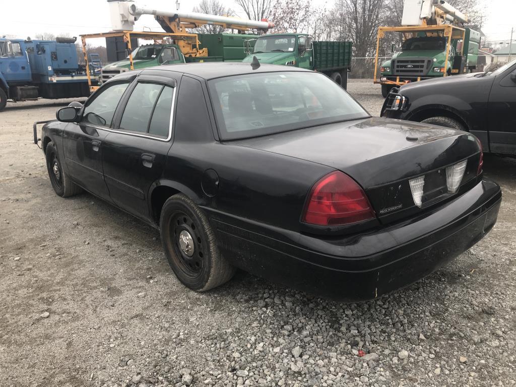 2008 Ford Crown Victoria 2WD 2008 Ford Crown Victoria Police Interceptor 2W