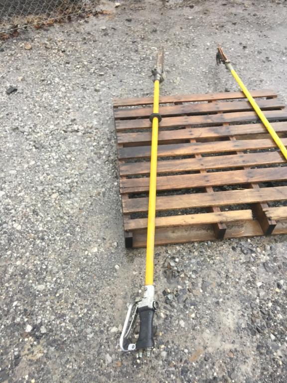 YELLOW HYDRAULIC POLE SAW