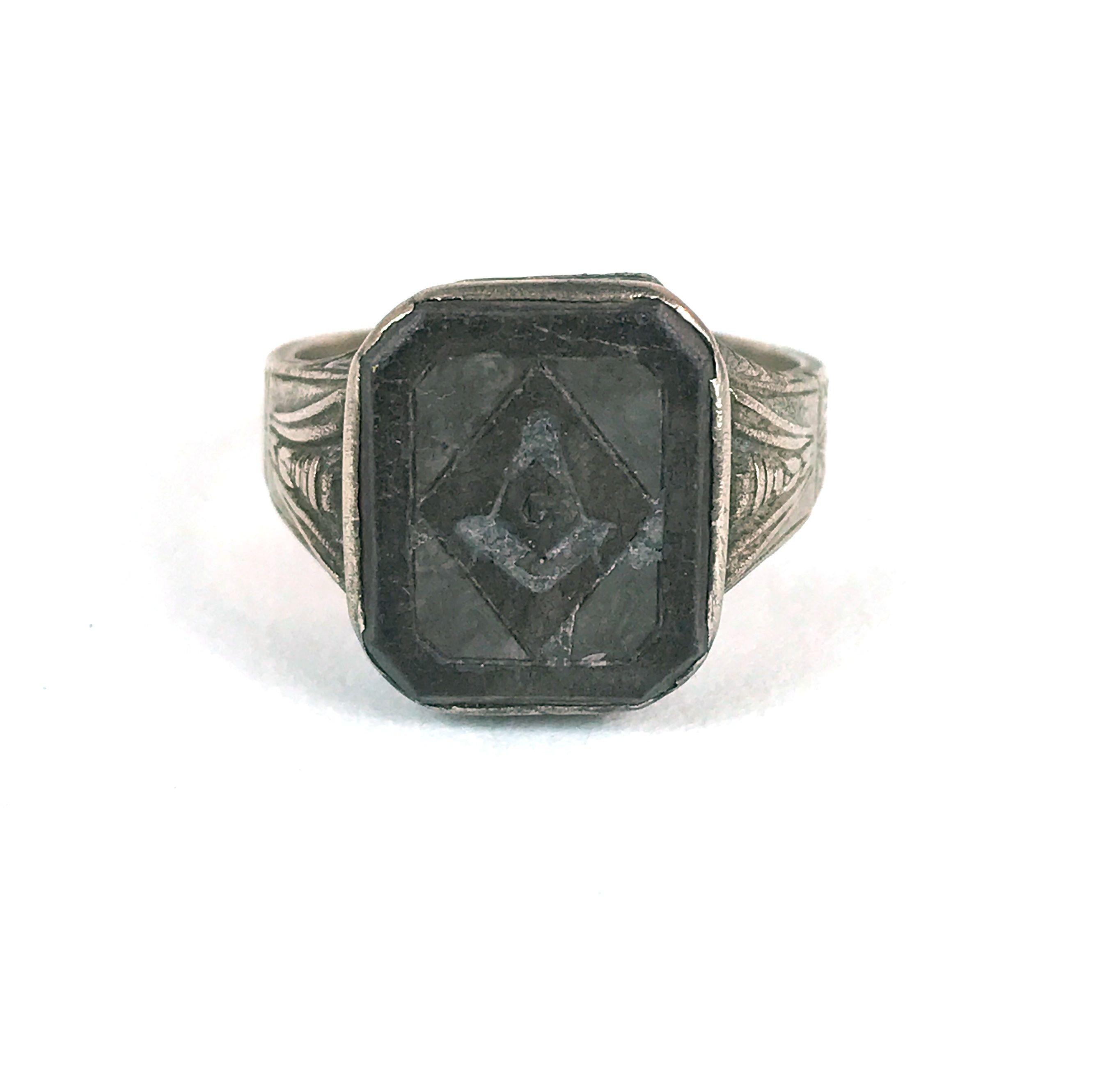 Antique 14 KT White Gold Masonic Ring Size 10.5 Approximately 7.1 Grams