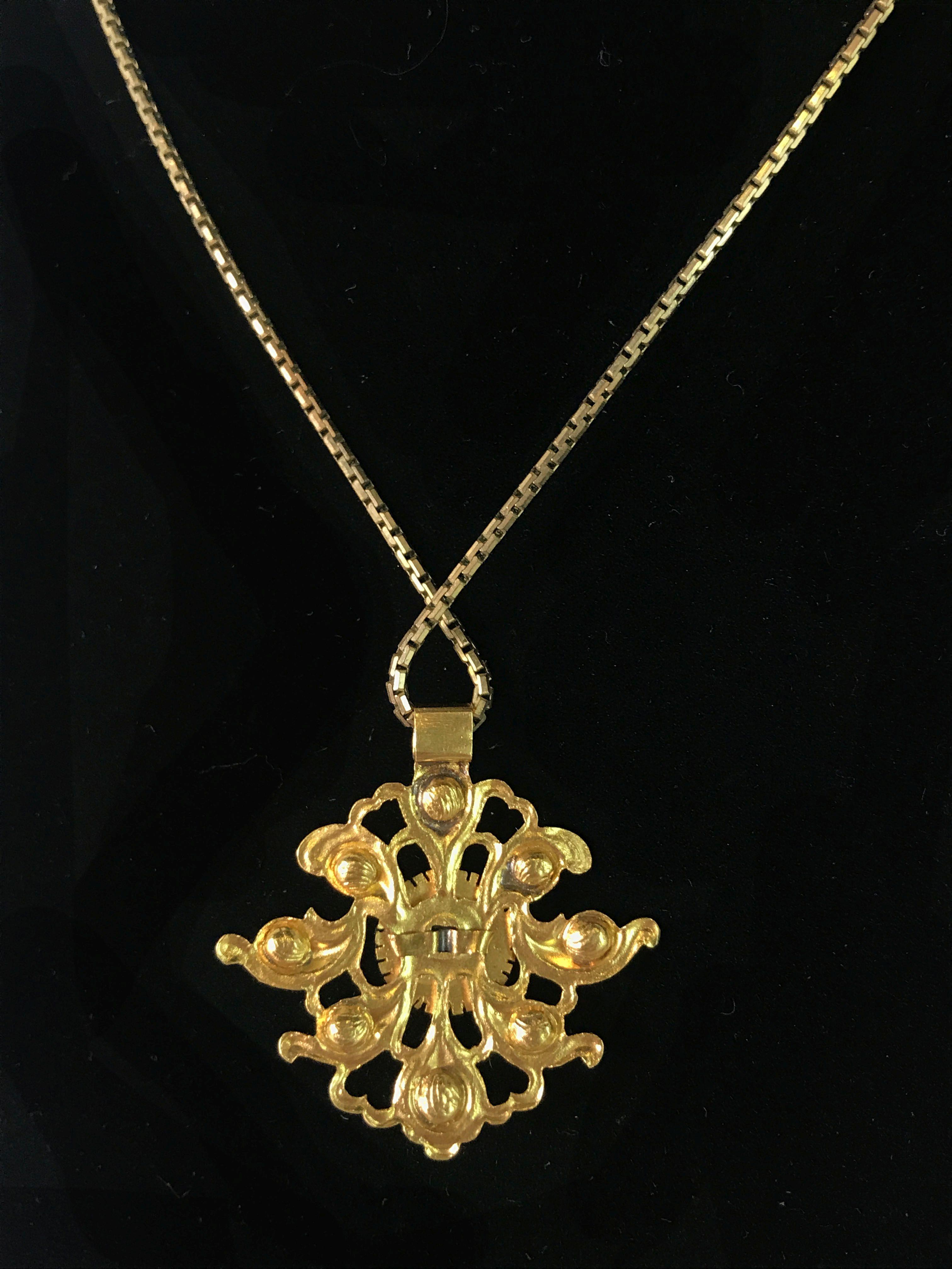 18KT Yellow Gold Necklace with Two 18KT+ Gold Pendants 9.7 Grams