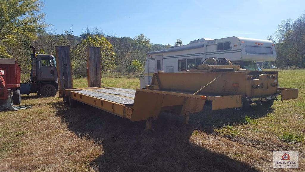 Holland 26' Step Deck Trailer, w/ Air, New Floor, W/ Winch and Ramps