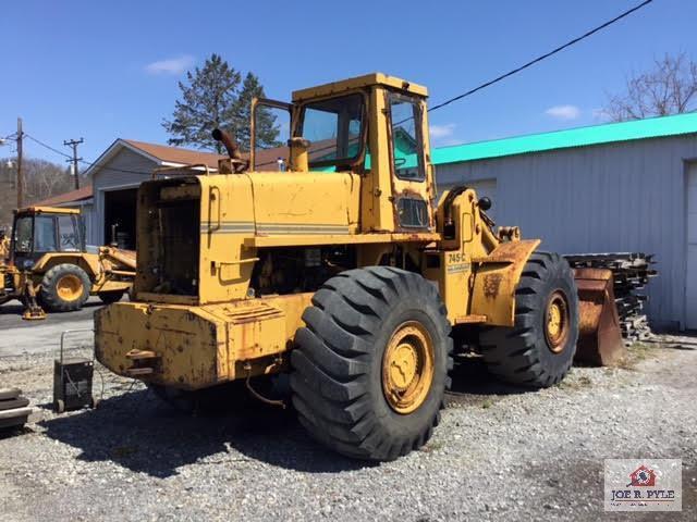 Allis Chalmers 745-C rubber tire loader 7330 hours (pick up in Pittsburgh)