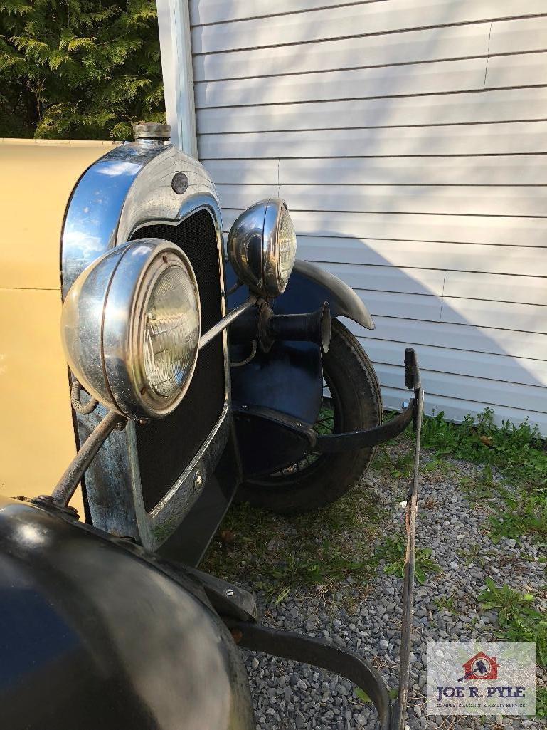 1928 Ford Coupe with rumble seat