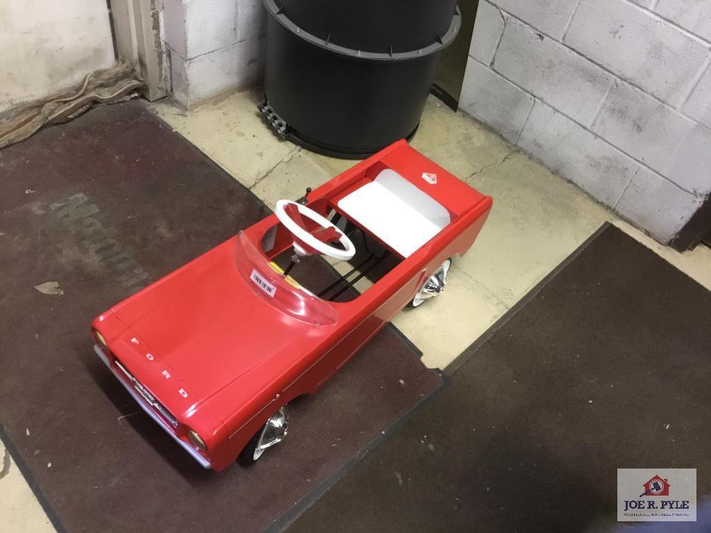 Ford Mustang Pedal Car "Red"