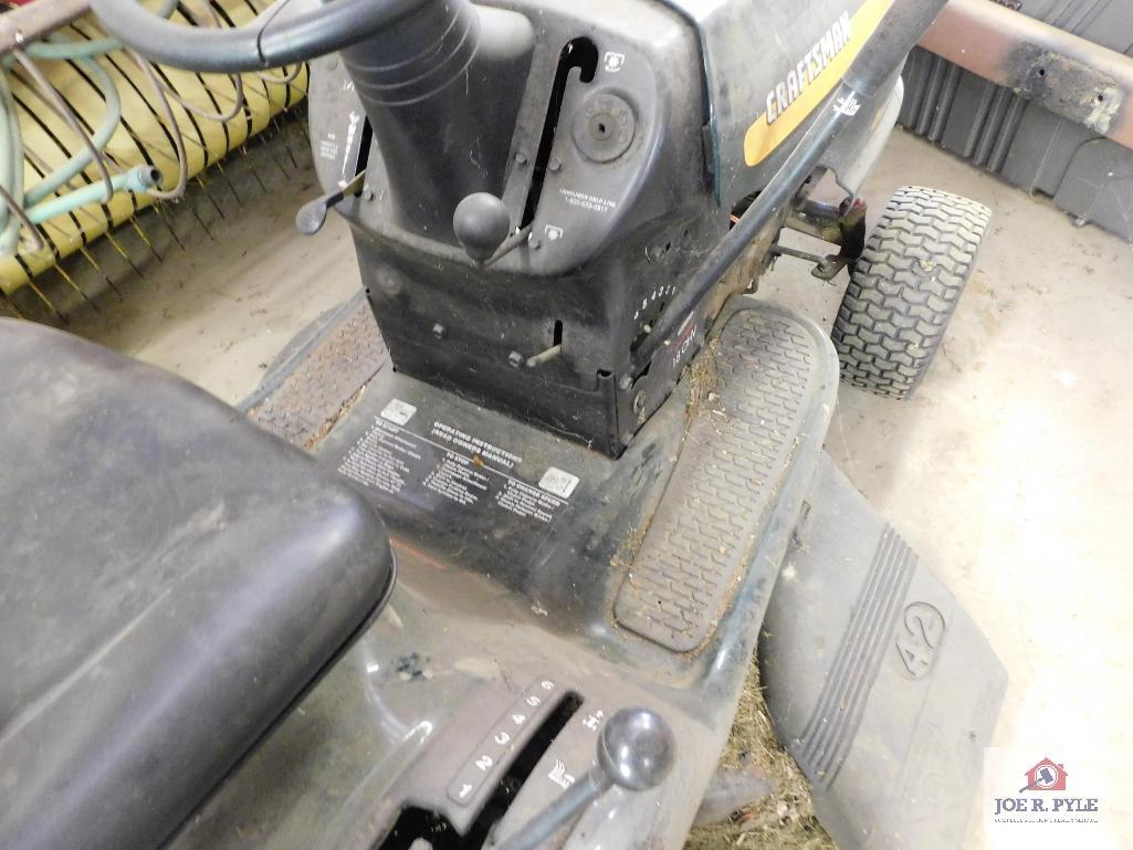 Craftsman Riding Lawnmower