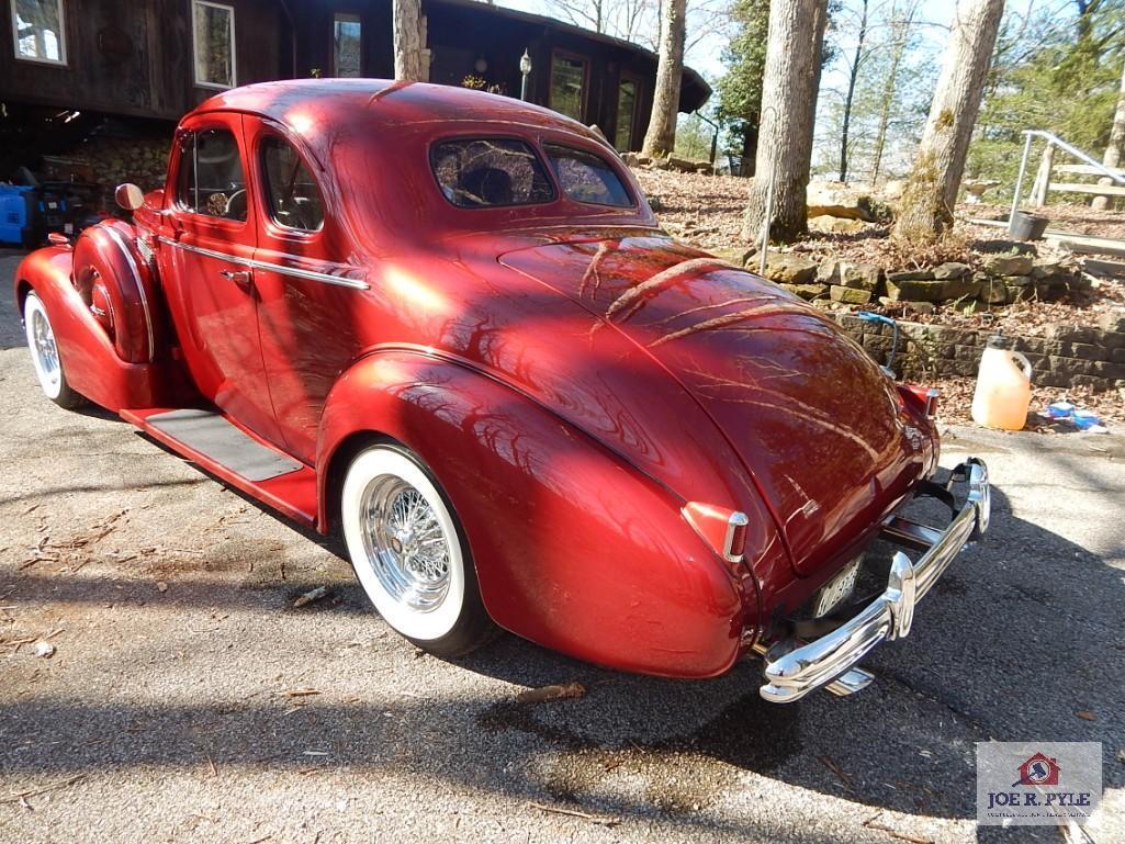 1937 Buick Opera coupe