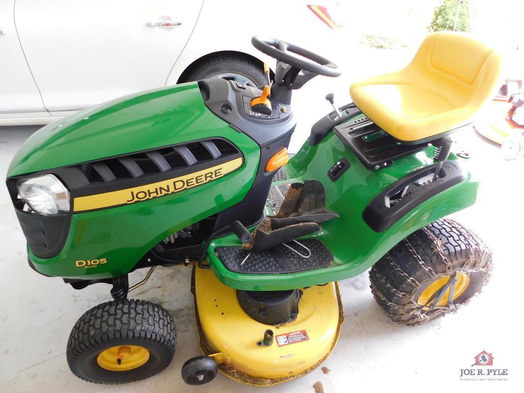 John Deere D105lawn tractor 96 hrs.