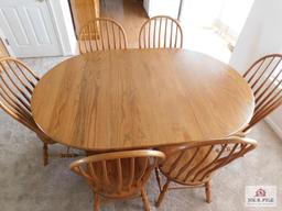 Top quality oak pedestal table & 6 chairs