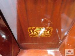 Antique mahogany Victrola (records not included)